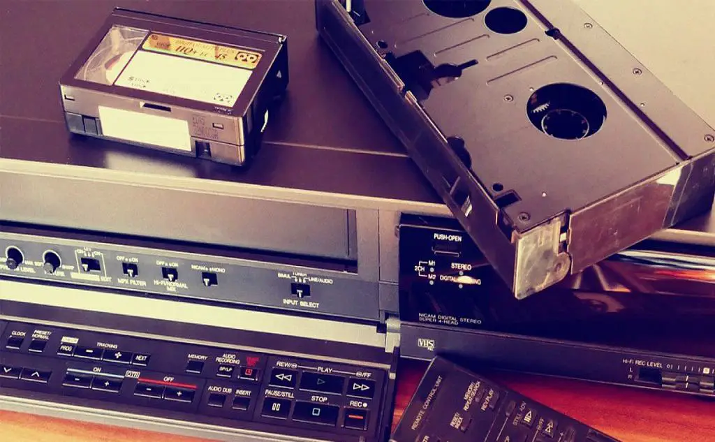 how to fix a vcr that wont play